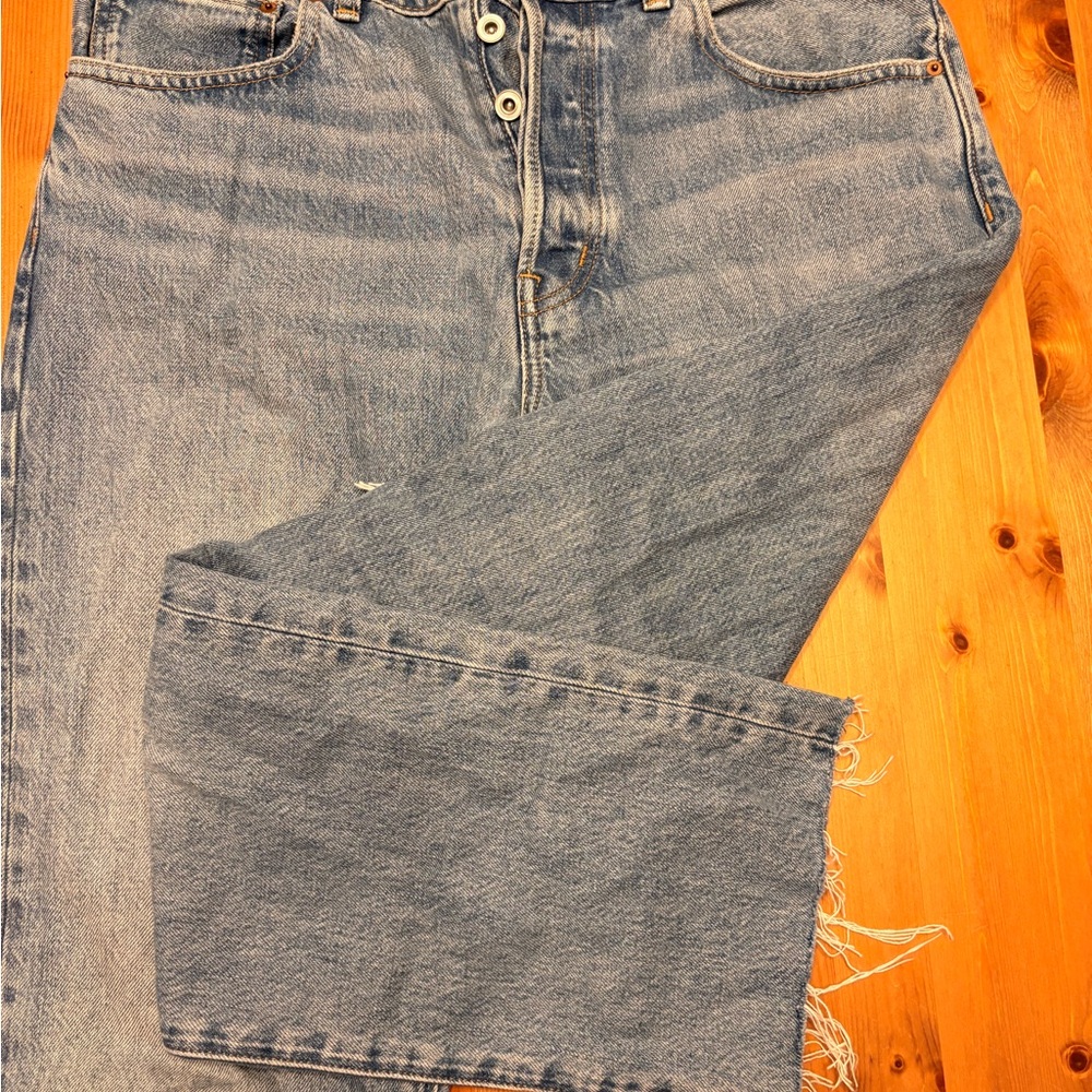 NWOT Madewell Light Blue Straight Leg Jeans